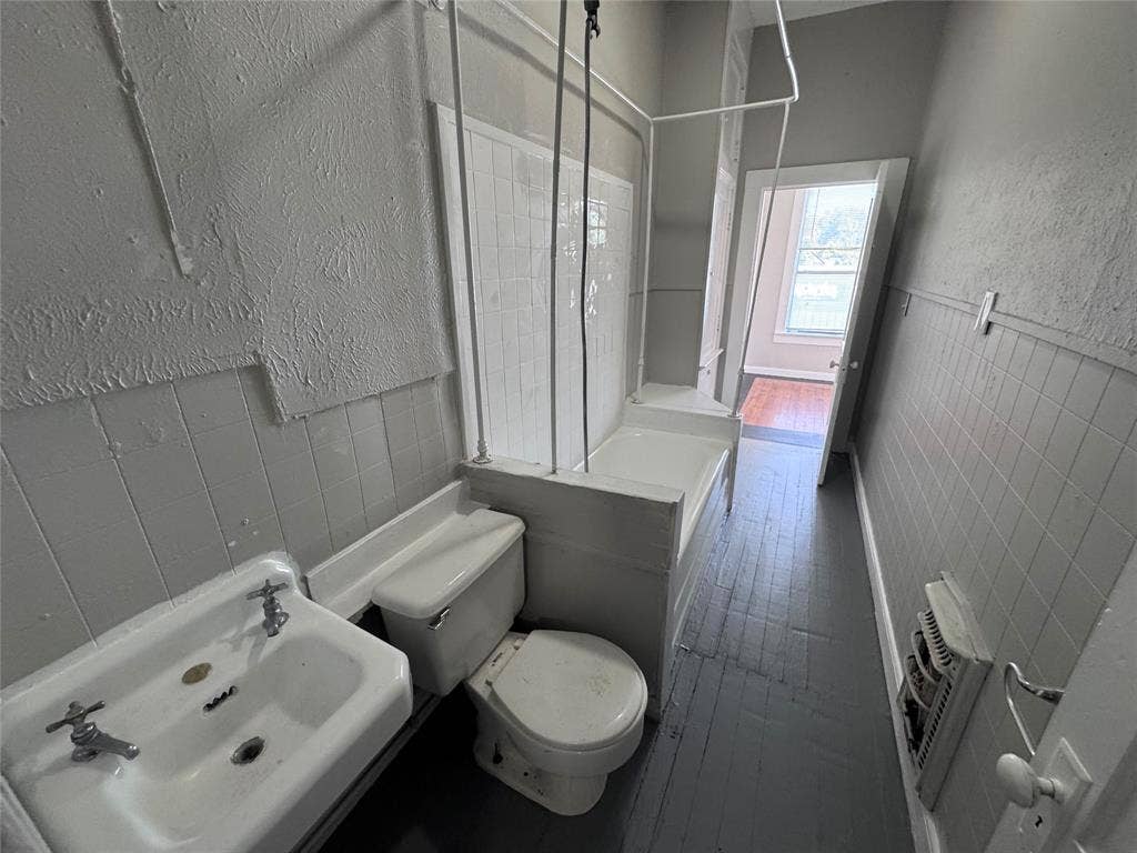 411-A N Tyler Street, Dallas, TX 75208 411-A N Tyler Street, Dallas, TX 75208