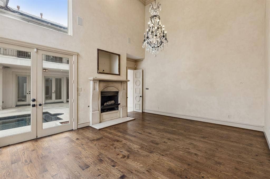 6917 Forest Glen Drive, Dallas, TX 75230 6917 Forest Glen Drive, Dallas, TX 75230