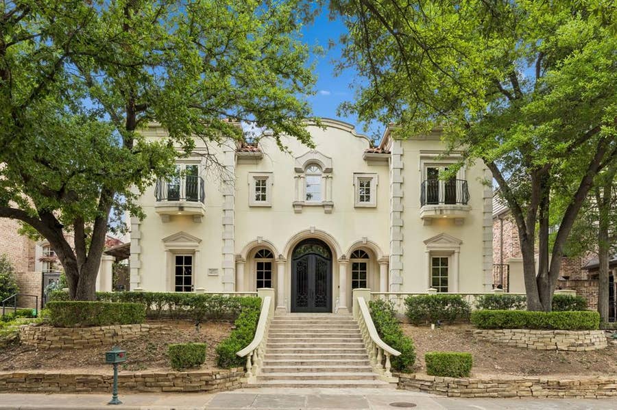 Property photo for 6917 Forest Glen Drive, Dallas, TX