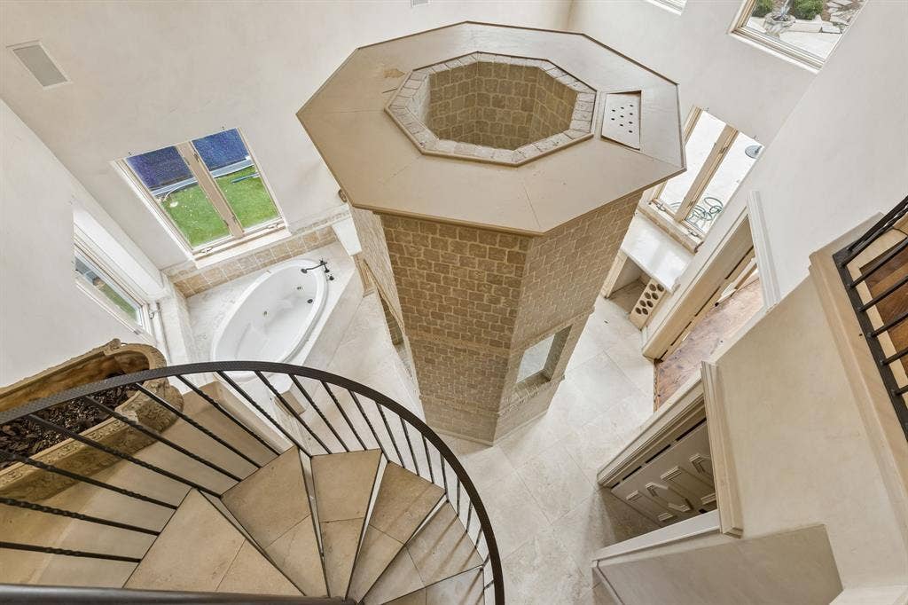 6917 Forest Glen Drive, Dallas, TX 75230 Looking from the upstairs huge closet