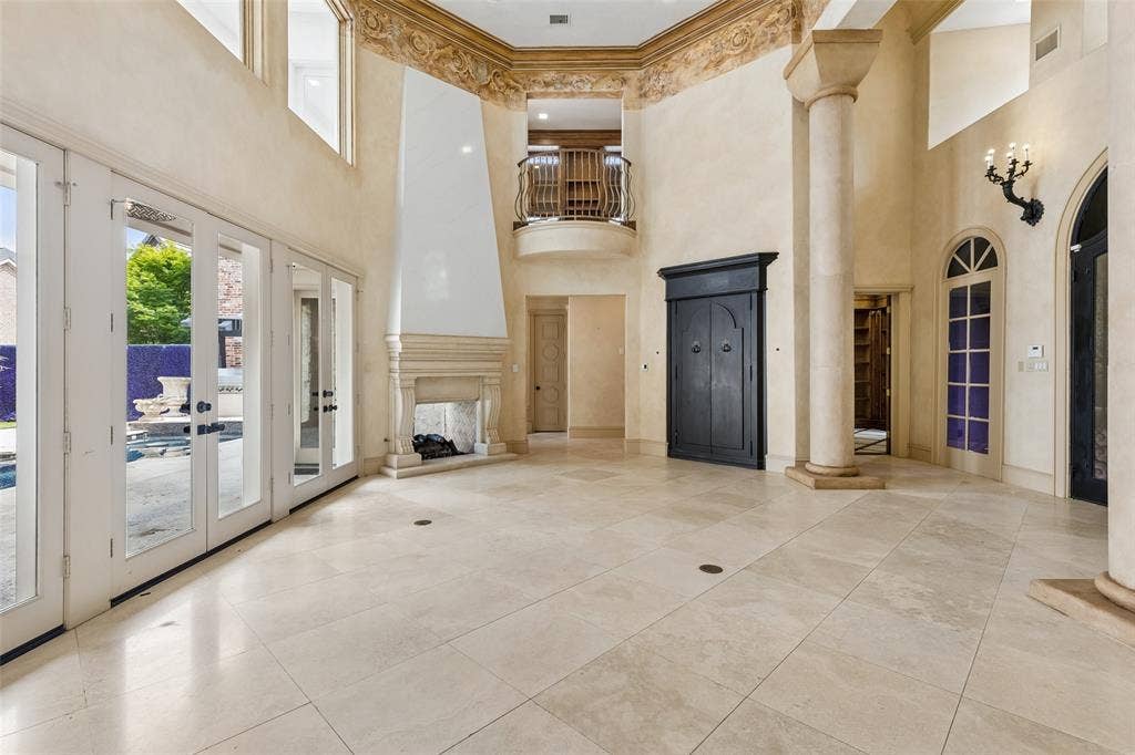 6917 Forest Glen Drive, Dallas, TX 75230 6917 Forest Glen Drive, Dallas, TX 75230