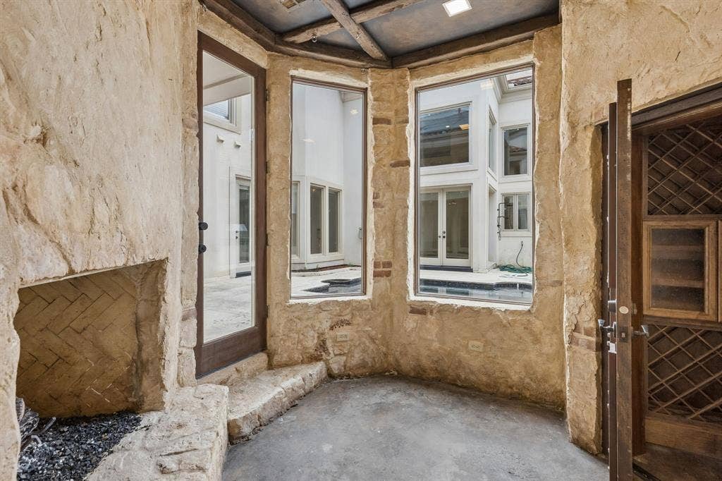 6917 Forest Glen Drive, Dallas, TX 75230 6917 Forest Glen Drive, Dallas, TX 75230