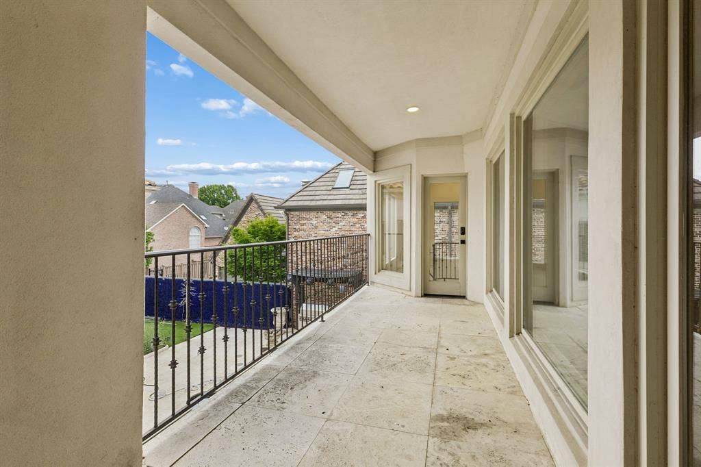 6917 Forest Glen Drive, Dallas, TX 75230 6917 Forest Glen Drive, Dallas, TX 75230