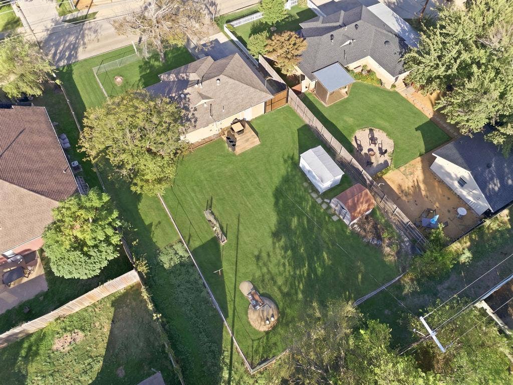 9360 N County Road, Frisco, TX 75033 9360 N County Road, Frisco, TX 75033