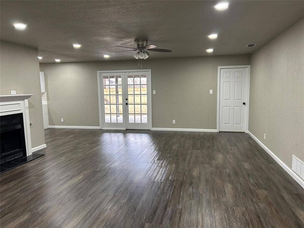 220 N Bernice Drive, Garland, TX 75042 220 N Bernice Drive, Garland, TX 75042