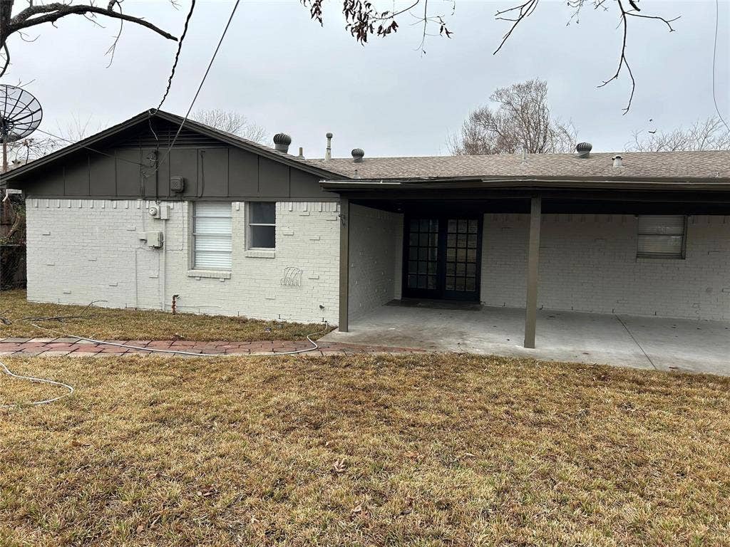 220 N Bernice Drive, Garland, TX 75042 220 N Bernice Drive, Garland, TX 75042