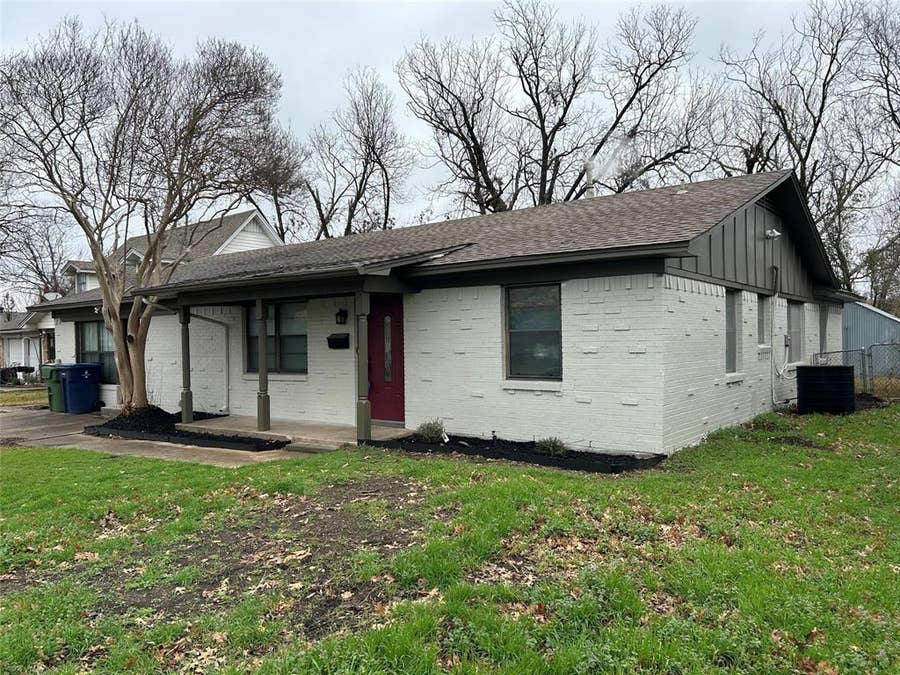 Property photo for 220 N Bernice Drive, Garland, TX