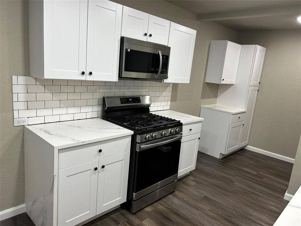 220 N Bernice Drive, Garland, TX 75042 220 N Bernice Drive, Garland, TX 75042