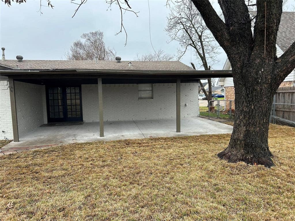 220 N Bernice Drive, Garland, TX 75042 220 N Bernice Drive, Garland, TX 75042