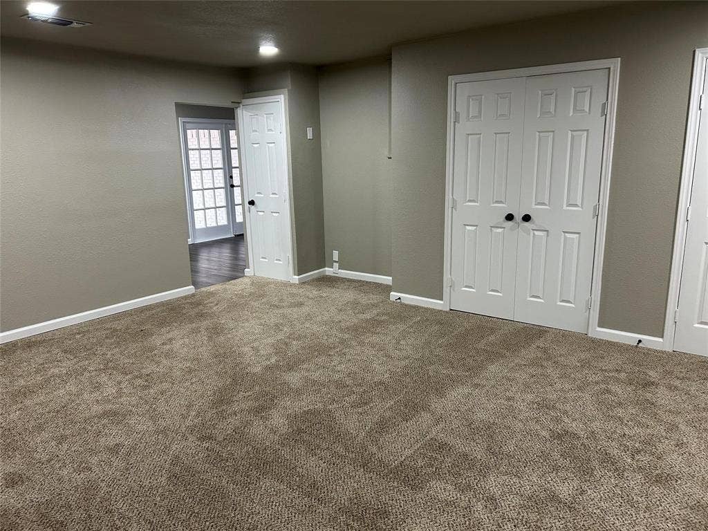220 N Bernice Drive, Garland, TX 75042 220 N Bernice Drive, Garland, TX 75042