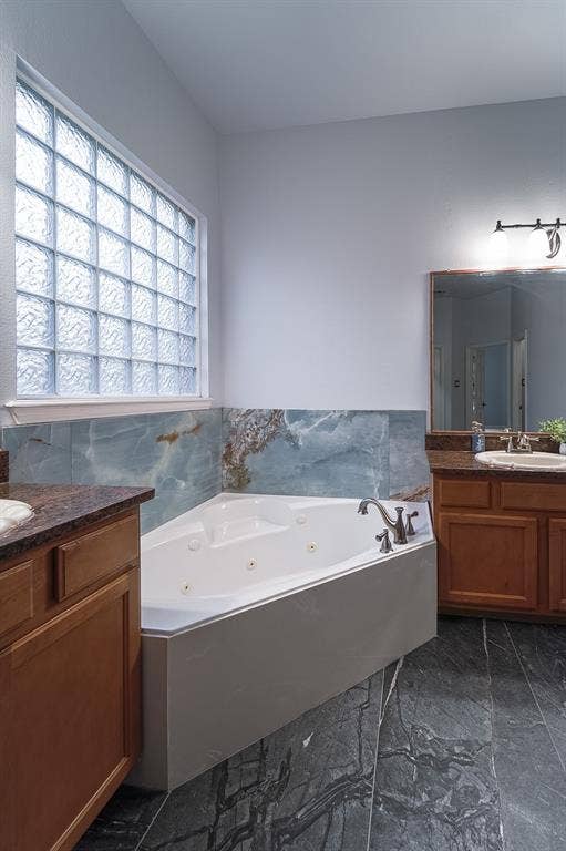 924 Brentwood Drive, Murphy, TX 75094 924 Brentwood Drive, Murphy, TX 75094