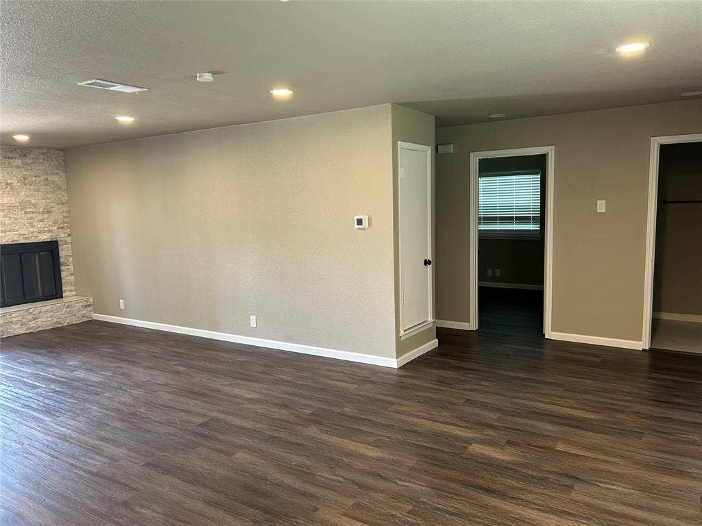 3837 Burning Tree Lane, Garland, TX 75042 3837 Burning Tree Lane, Garland, TX 75042