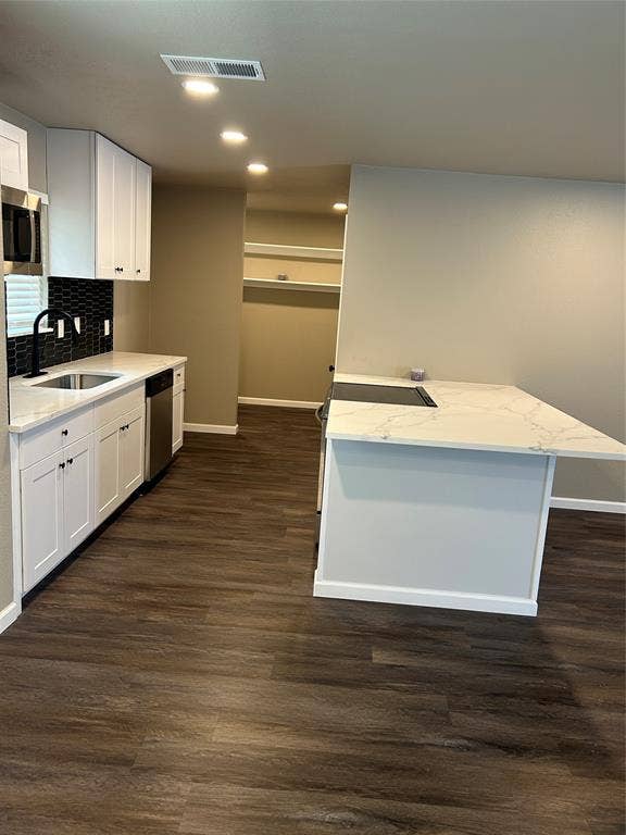 3837 Burning Tree Lane, Garland, TX 75042 3837 Burning Tree Lane, Garland, TX 75042