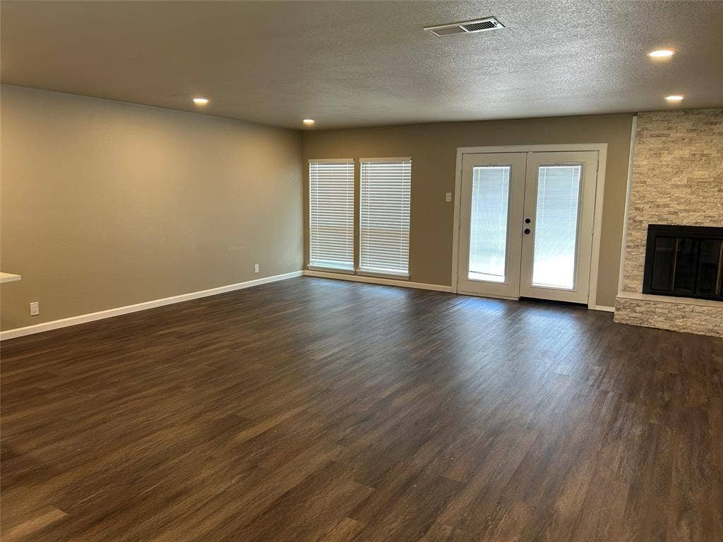 3837 Burning Tree Lane, Garland, TX 75042 3837 Burning Tree Lane, Garland, TX 75042