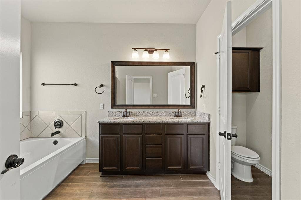 1117 Drummond Circle, Woodway, TX 76712