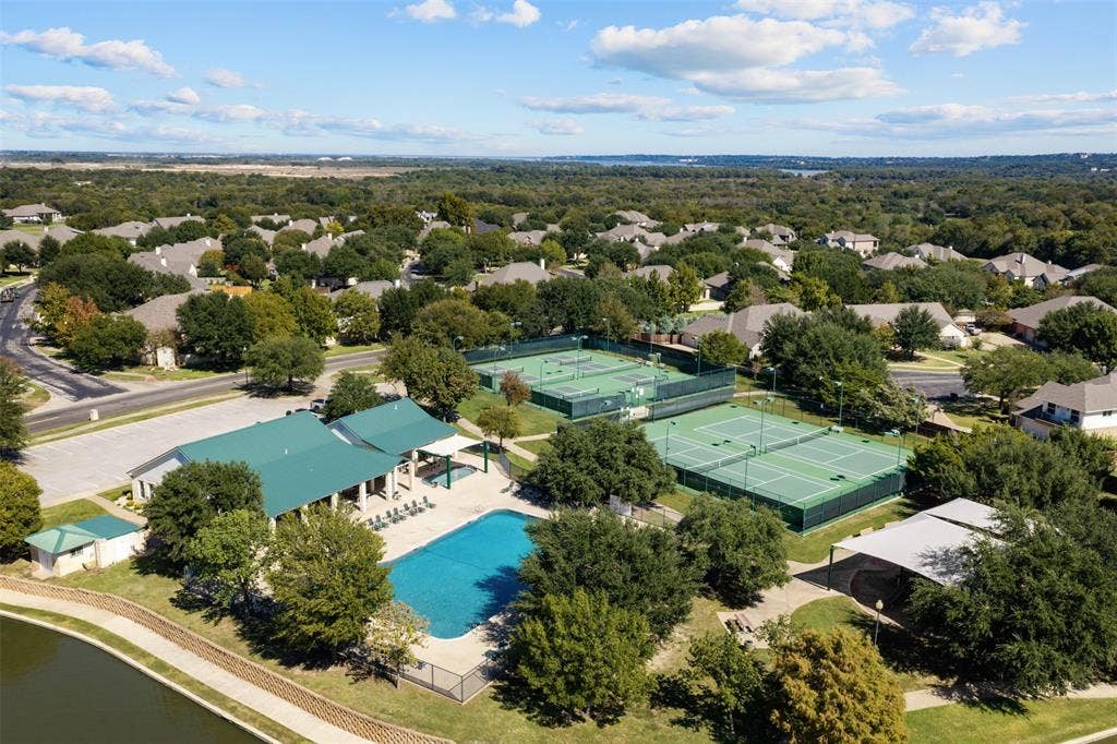 1117 Drummond Circle, Woodway, TX 76712