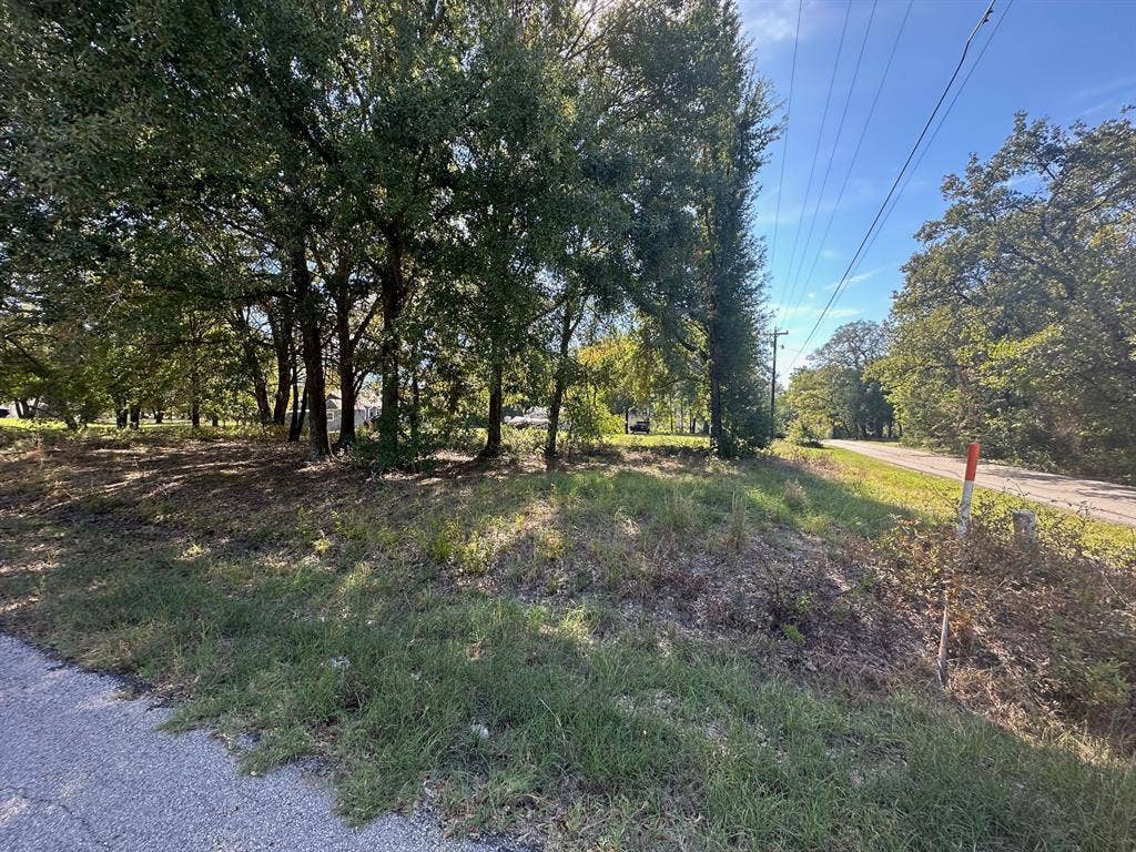 1222 Bora Bora Street, Tool, TX 75143 1222 Bora Bora Street, Tool, TX 75143