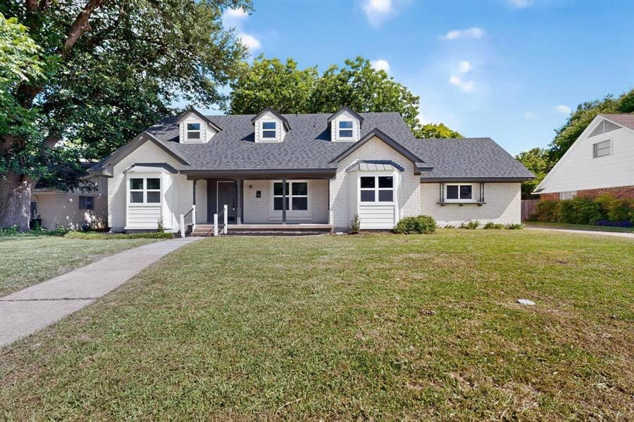 Property photo for 550 Glen Oaks Boulevard, Dallas, TX