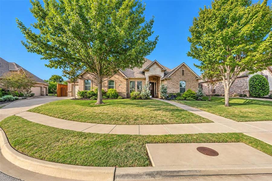 Property photo for 8629 Wishing Tree Lane, North Richland Hills, TX