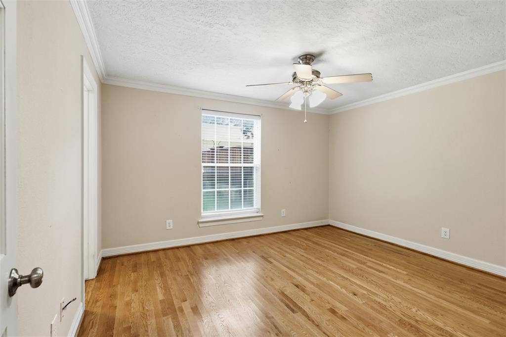 7806 Woodstone Lane, Dallas, TX 75248 7806 Woodstone Lane, Dallas, TX 75248