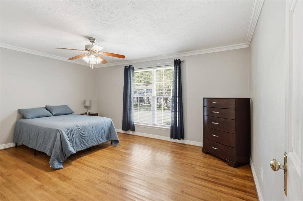 7806 Woodstone Lane, Dallas, TX 75248 7806 Woodstone Lane, Dallas, TX 75248