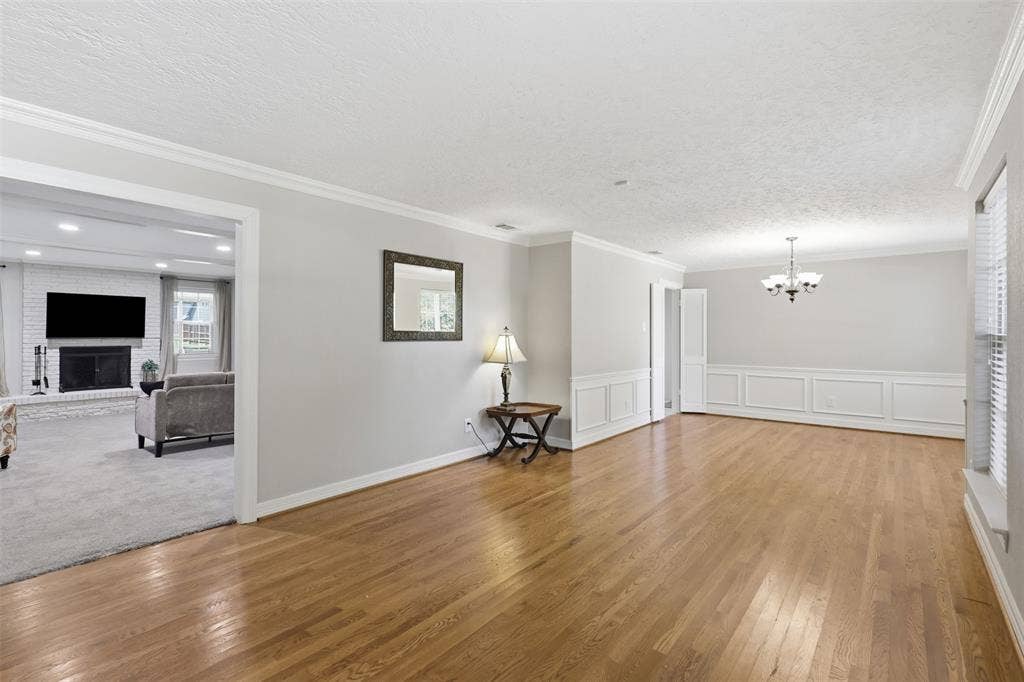 7806 Woodstone Lane, Dallas, TX 75248 7806 Woodstone Lane, Dallas, TX 75248