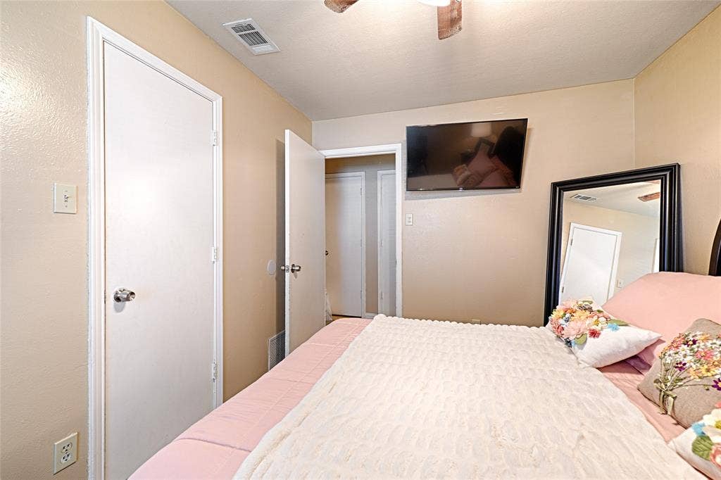 305 Tejas Drive, Glenn Heights, TX 75154 305 Tejas Drive, Glenn Heights, TX 75154