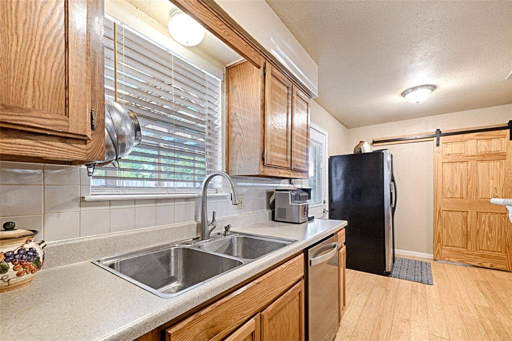 305 Tejas Drive, Glenn Heights, TX 75154 305 Tejas Drive, Glenn Heights, TX 75154