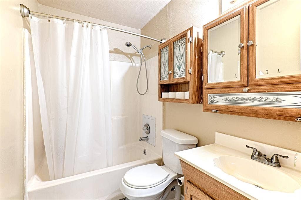 305 Tejas Drive, Glenn Heights, TX 75154 305 Tejas Drive, Glenn Heights, TX 75154