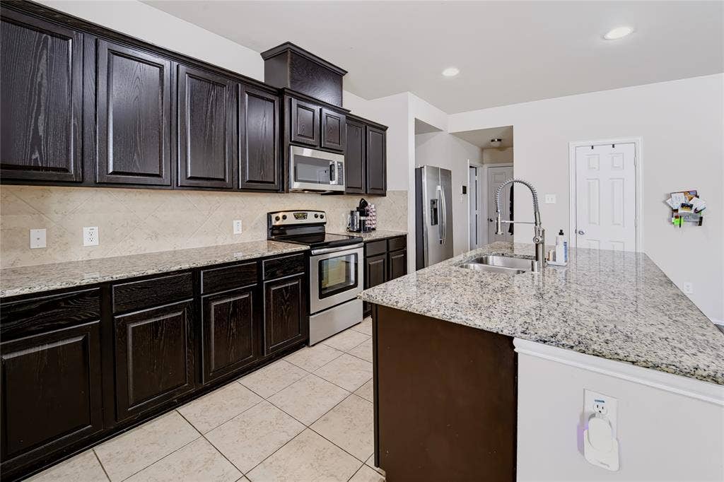 513 Highland Fairway Lane, Wylie, TX 75098 513 Highland Fairway Lane, Wylie, TX 75098