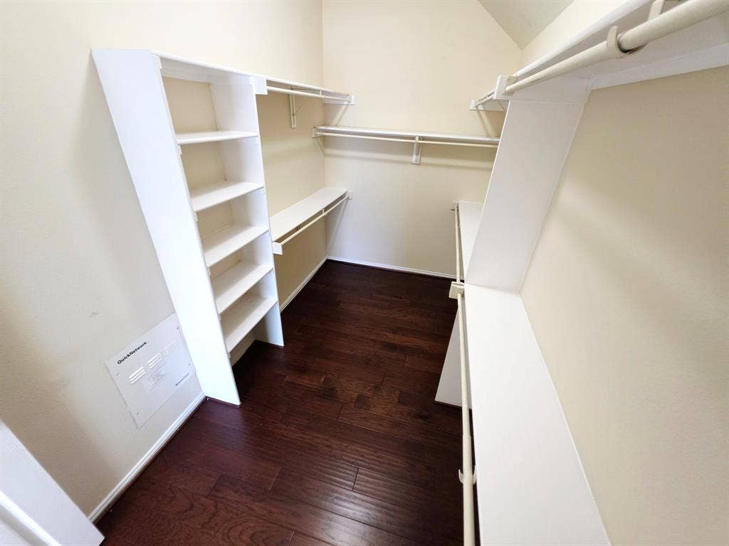 3205 Hamlett Lane, Garland, TX 75043