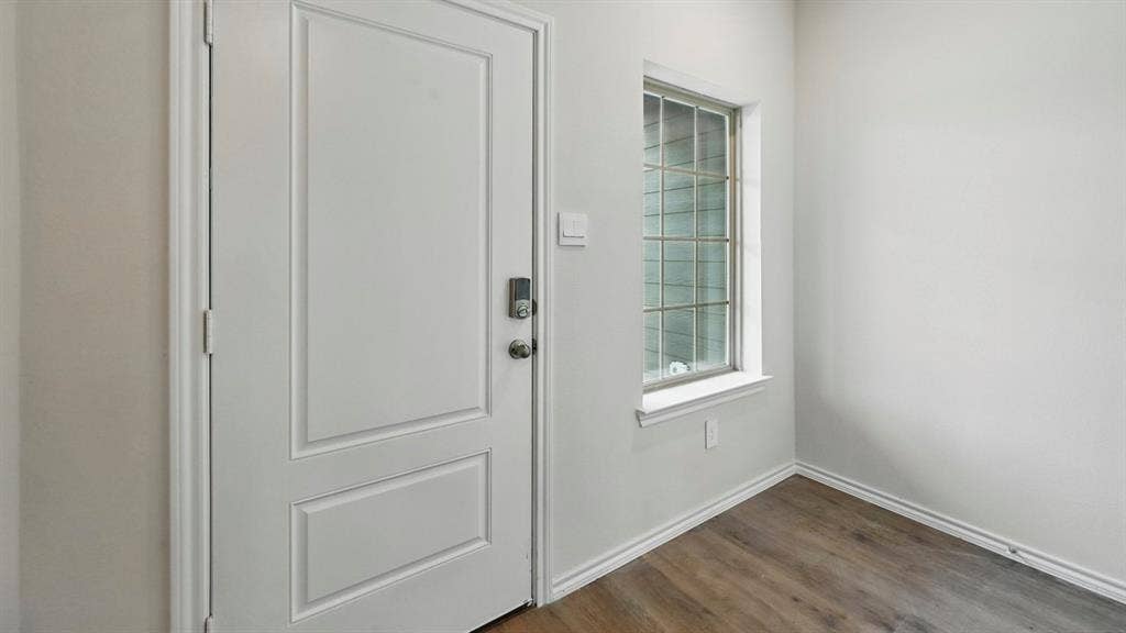 2620 Ocean View Grove, Crandall, TX 75114 Interior entry