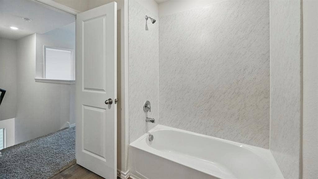 2620 Ocean View Grove, Crandall, TX 75114 Bathroom