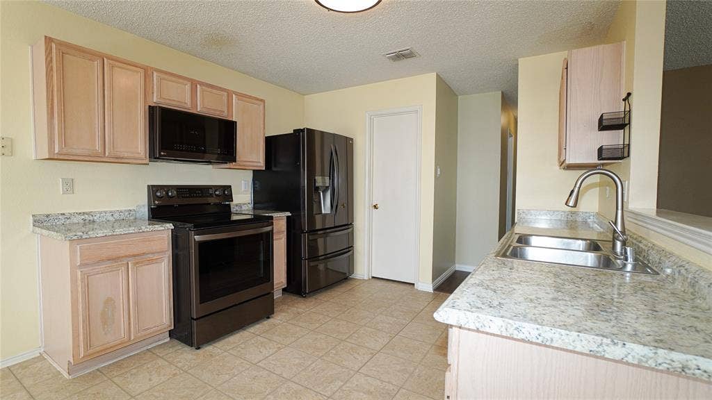 1403 Glenwick Drive, Rockwall, TX 75032 1403 Glenwick Drive, Rockwall, TX 75032