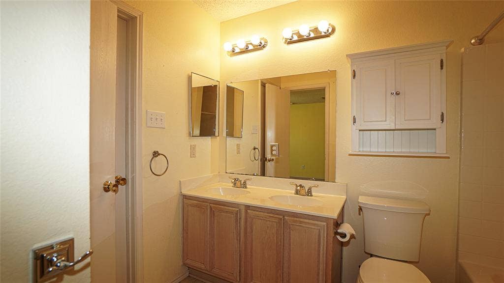 1403 Glenwick Drive, Rockwall, TX 75032 1403 Glenwick Drive, Rockwall, TX 75032