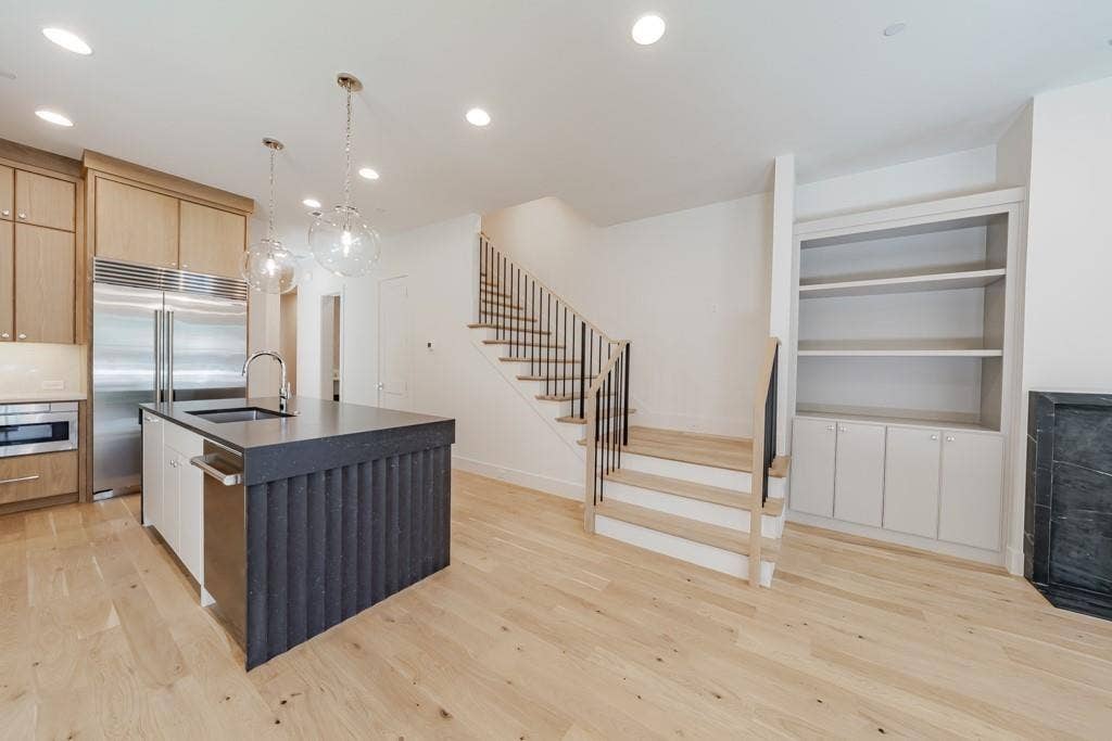 4129 Grassmere, University Park, TX 75205 4129 Grassmere, University Park, TX 75205