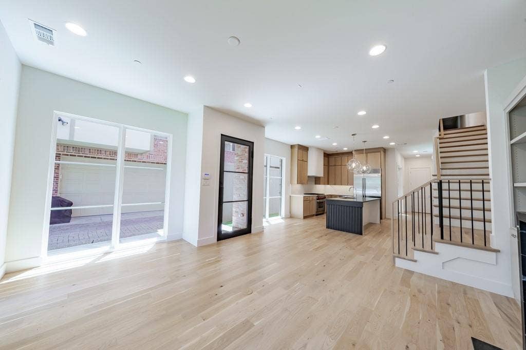 4129 Grassmere, University Park, TX 75205 4129 Grassmere, University Park, TX 75205