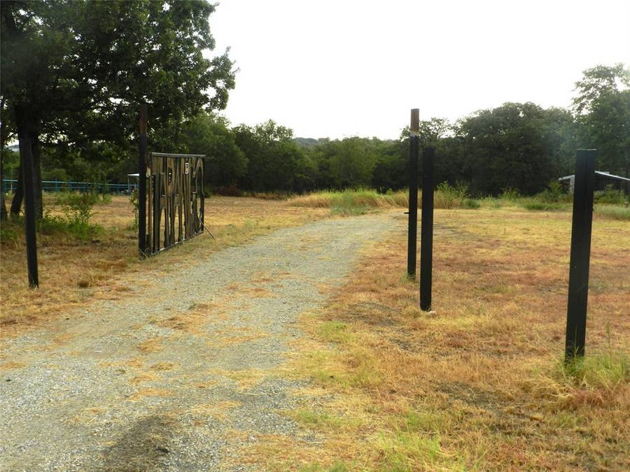 Property photo for 588-A Salt Creek Road, Springtown, TX