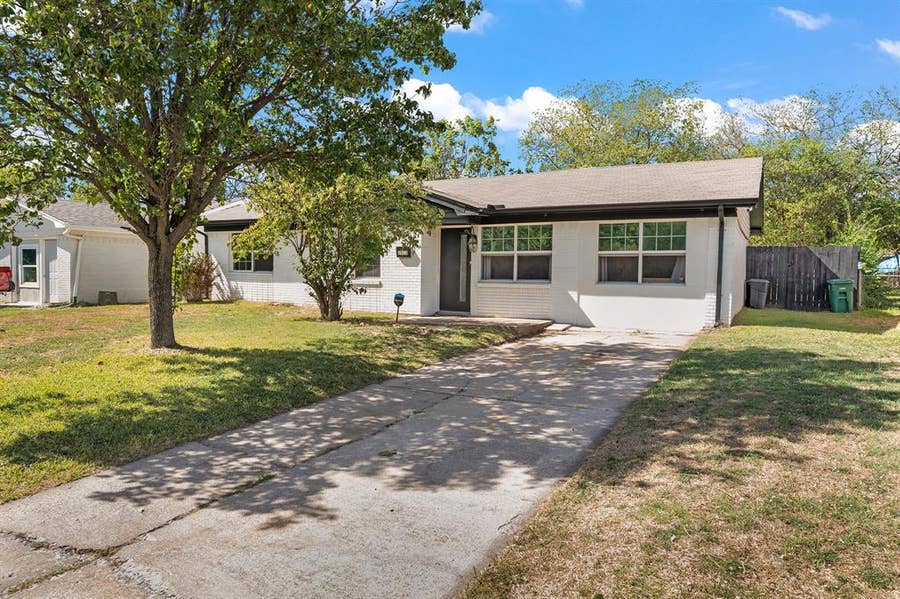 Property photo for 1013 Irene Drive, Mesquite, TX