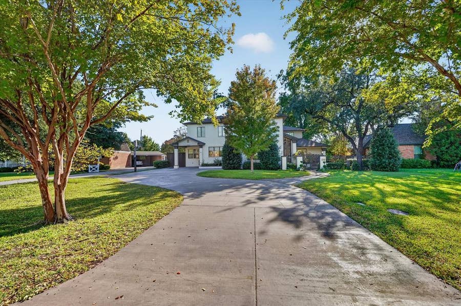 Property photo for 4322 Crowley Drive, Dallas, TX
