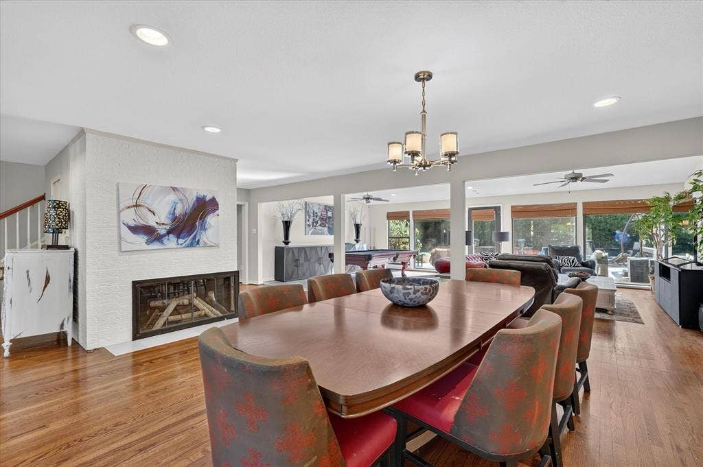 4322 Crowley Drive, Dallas, TX 75229 Dining room