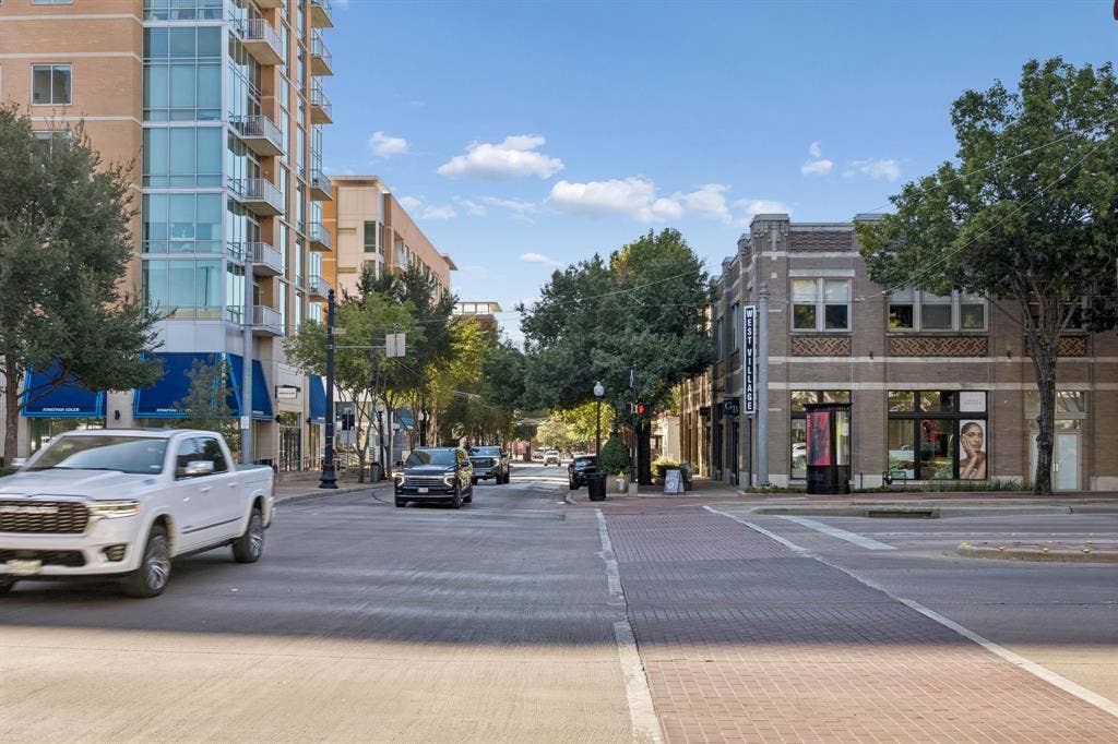 3919 Cole Avenue, #101, Dallas, TX 75204 3919 Cole Avenue, #101, Dallas, TX 75204