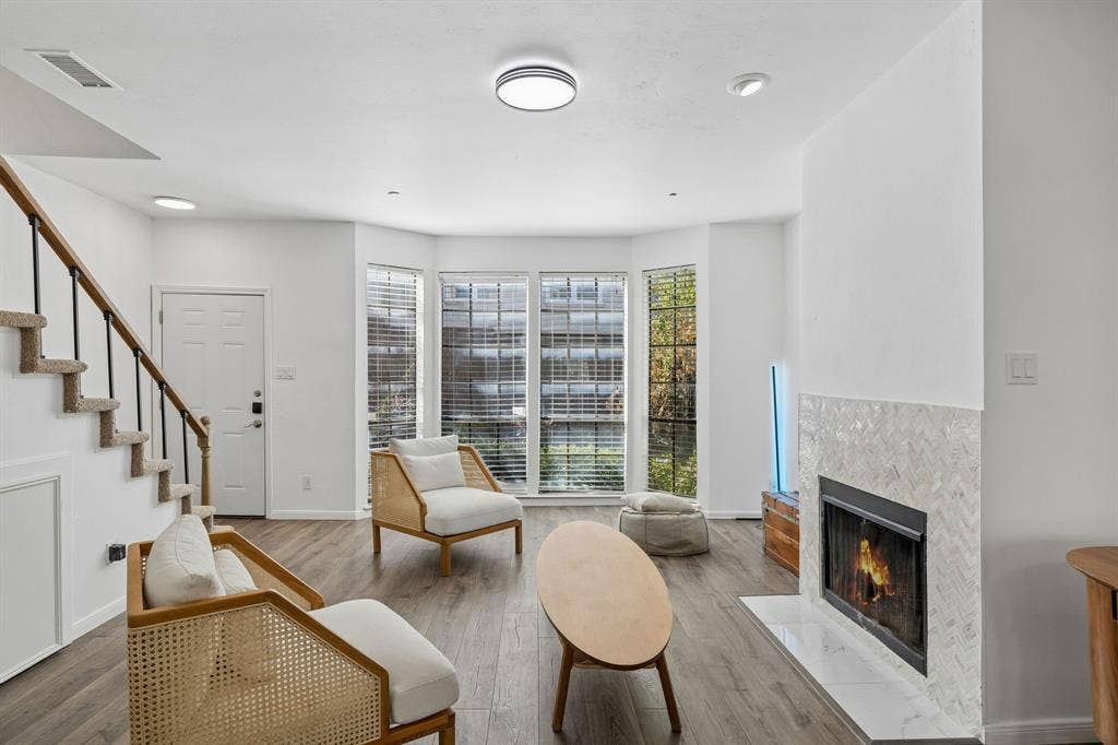 3919 Cole Avenue, #101, Dallas, TX 75204 3919 Cole Avenue, #101, Dallas, TX 75204