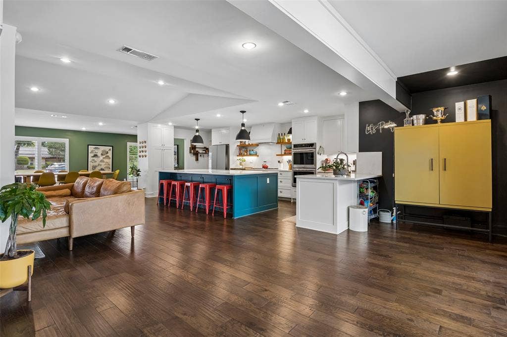 9 Willow Creek Place, Richardson, TX 75080 9 Willow Creek Place, Richardson, TX 75080