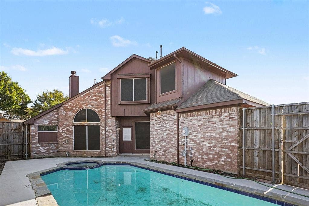2101 Birch Bend, Mesquite, TX 75181