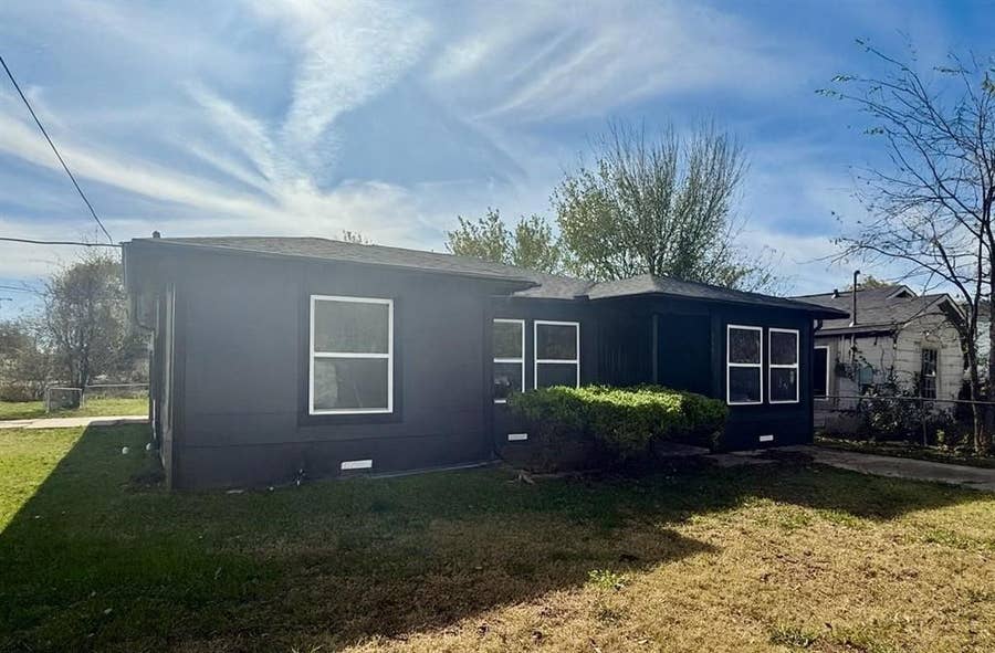 Property photo for 3901 Park Street, Greenville, TX