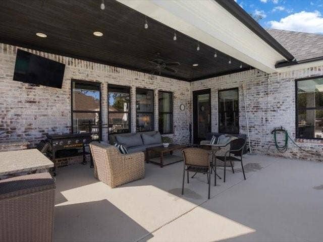 6528 Emory Court, Tyler, TX 75703