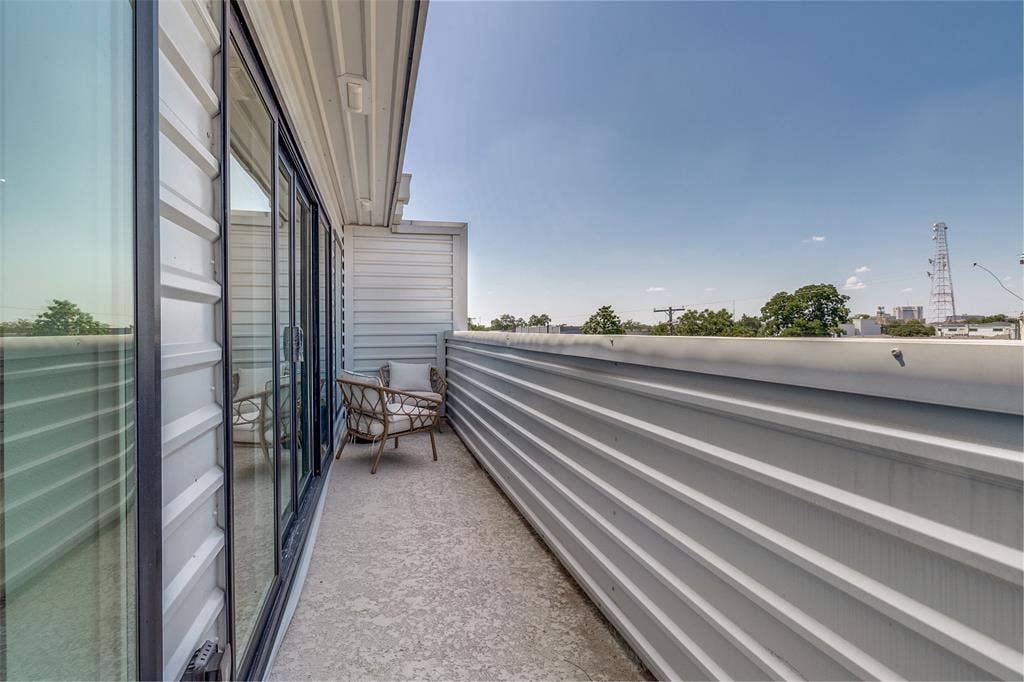 4701 San Jacinto Street, #101, Dallas, TX 75204 4701 San Jacinto Street, #101, Dallas, TX 75204