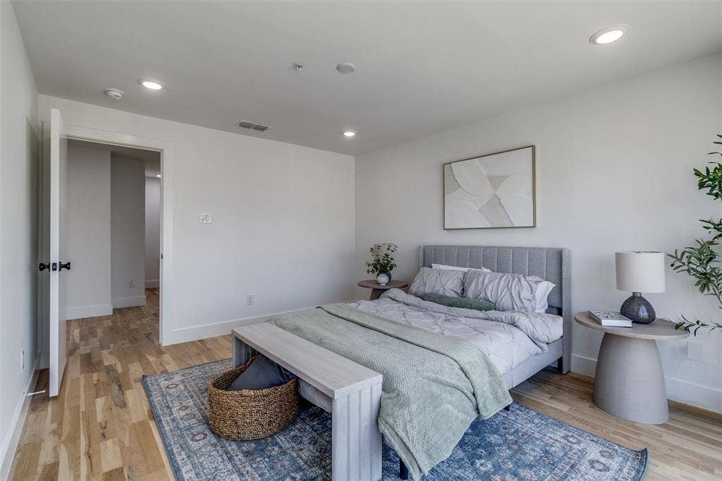 4701 San Jacinto Street, #101, Dallas, TX 75204 4701 San Jacinto Street, #101, Dallas, TX 75204