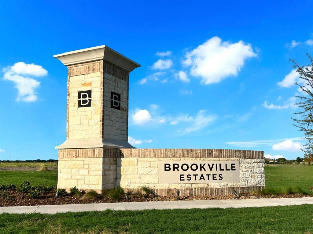 111 Republic Lane, Forney, TX 75126 Beazer Homes Brookville Estates